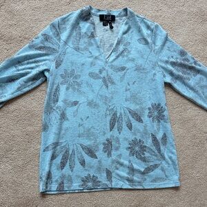 FDJ (French Dressing Jeans)
Floral Blue top
